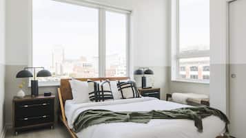 Third-floor apartment, City View | City view