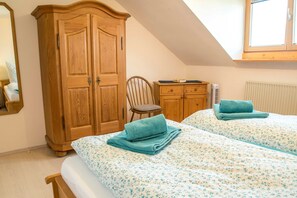 2 Schlafzimmer, Zimmersafe, Reisekinderbett, WLAN