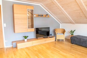 TV - Ferienwohnung Stumbaum (Andechs)