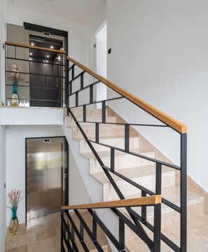 Interior - Mediterranean Retreat in Private Villa with pool, jacuzzi and sauna (Podstrana)