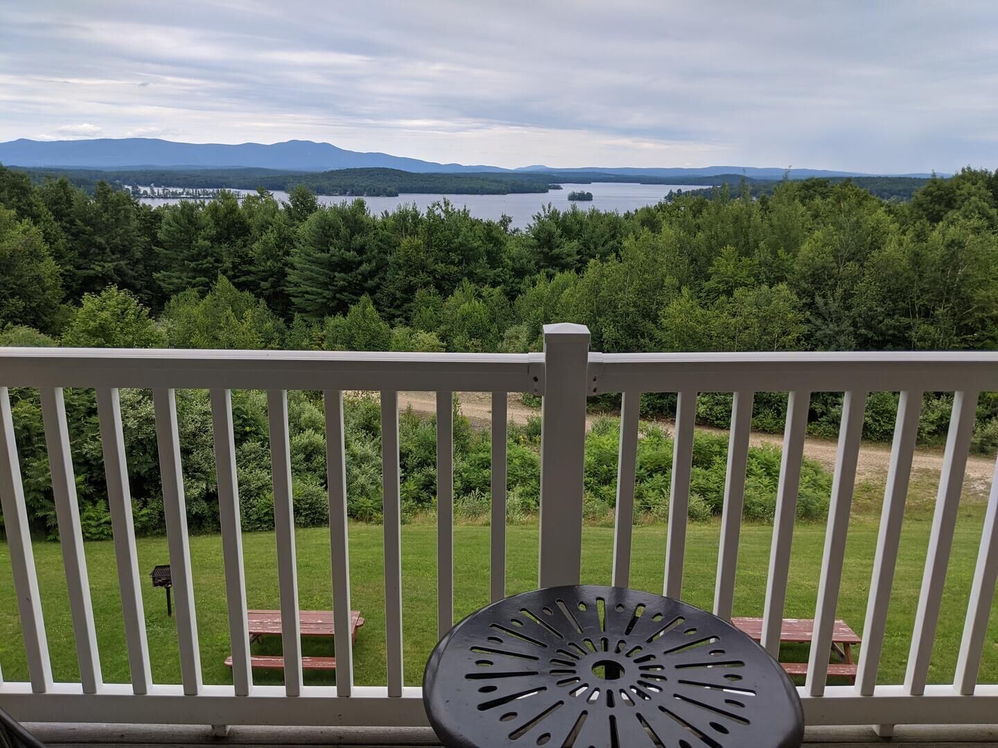 Cedar Lodge 303A Room with Balcony!