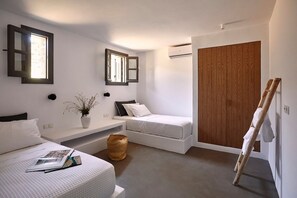 3 Schlafzimmer, BĂŒgeleisen/BĂŒgelbrett, kostenloses WLAN, BettwĂ€sche