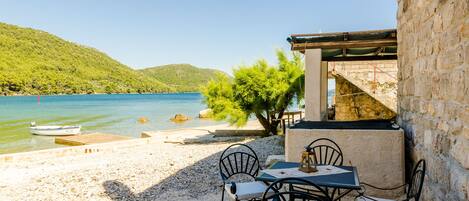 House (Two-Bedroom Holiday Home) | Balcony