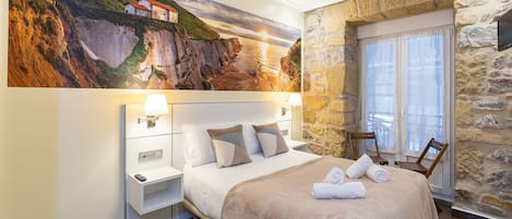 Studio | Soundproofing, rollaway beds, free WiFi