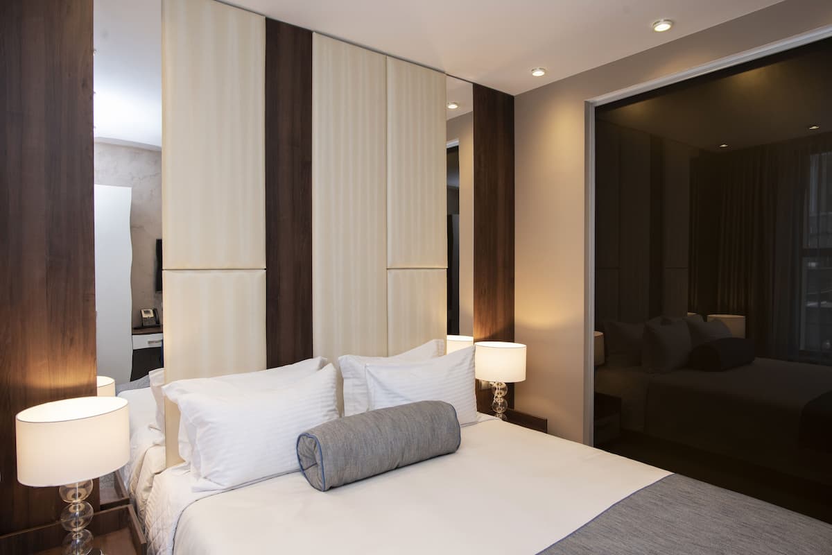 Classic Double Room | 1 bedroom, minibar, in-room safe, desk