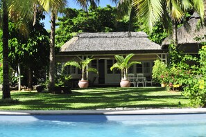 Außenpool, Infinity-Pool
