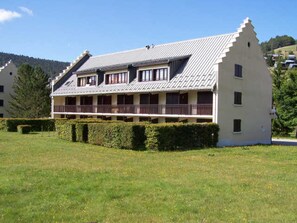 Exterior - Cabin studio near village, nature and comfort, 29m² (Corrençon-en-Vercors)