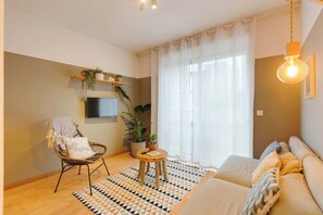 Televisie, Netflix, streamingdiensten en een kantoor