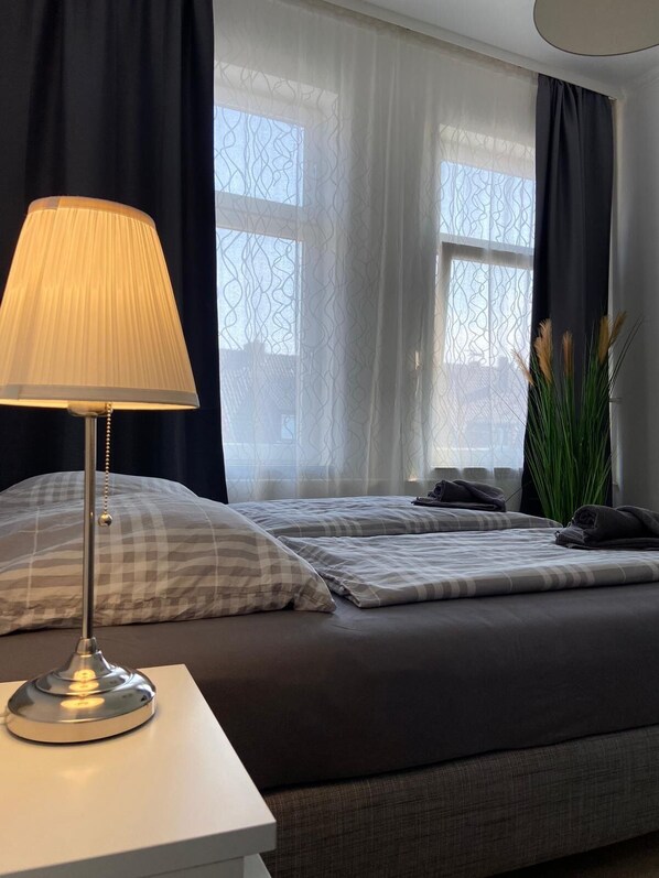 2 bedrooms, WiFi, bed sheets