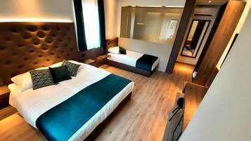 1 bedroom, travel crib, free WiFi, bed sheets