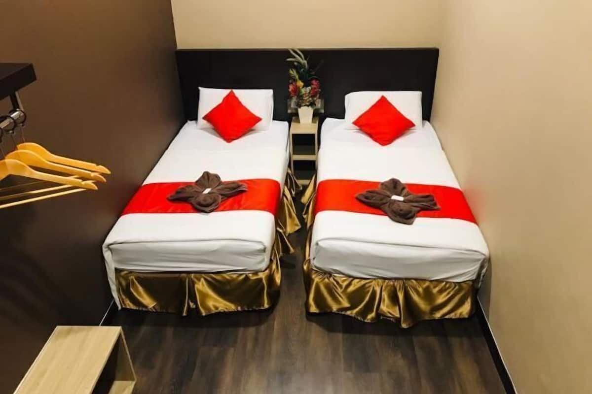 Soundproofing, iron/ironing board, free WiFi, bed sheets