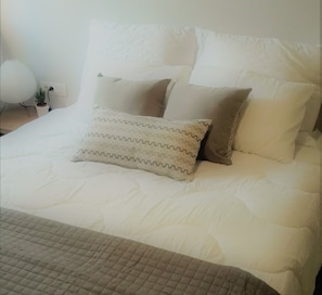 1 bedroom, iron/ironing board, travel cot, free WiFi