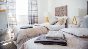 Luxury House, Private Bathroom, Courtyard View | 2 bedrooms - The Melin Griffin House (Cardiff)