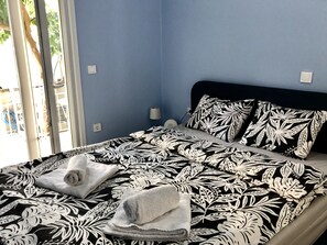 1 bedroom, memory-foam beds, WiFi