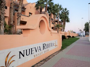 Property grounds - Casa Javier - A Murcia Holiday Rentals Property (Los Alcazares)