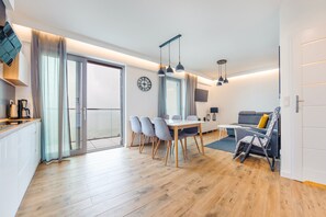 Departamento (A 117) | Sala de estar | Televisión de pantalla plana 