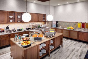 Free daily buffet breakfast  - Homewood Suites by Hilton Boston Seaport District (Boston)