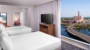 Hypo-allergenic bedding, desk, laptop workspace, free WiFi