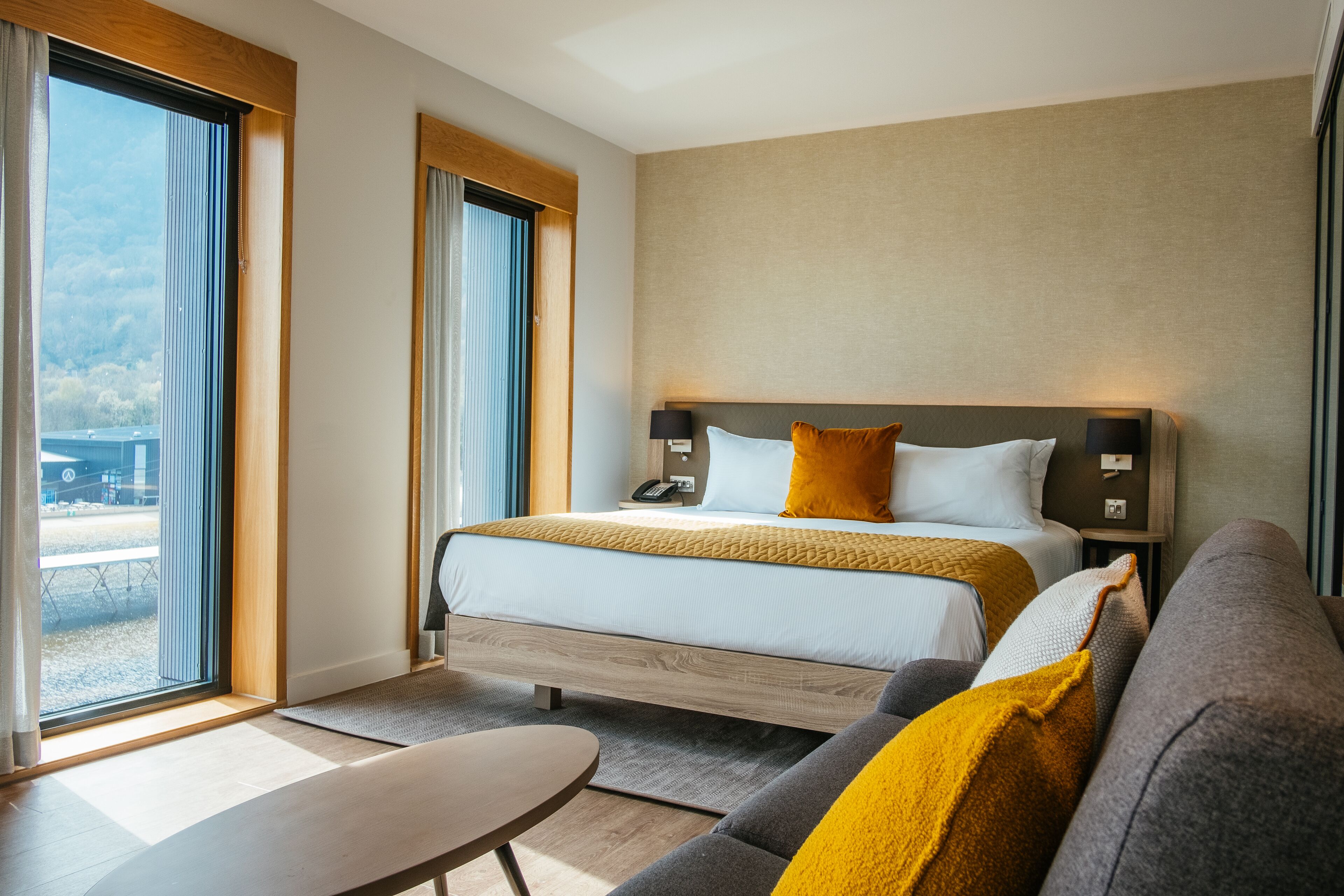 junior suite, 1 king bed | hypo-allergenic bedding, in-room safe, blackout curtains, soundproofing