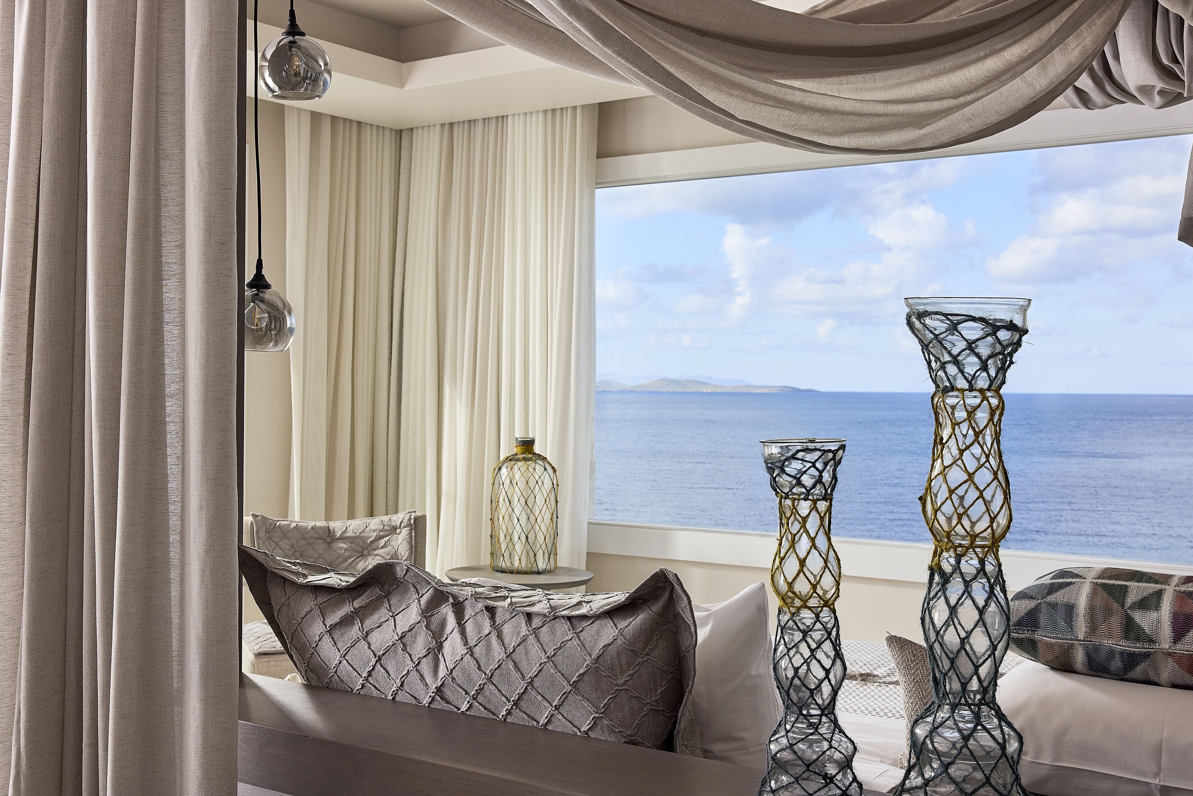 amazon sea view suite with infinity private pool | 1 bedroom, minibar, in-room safe, individually decorated