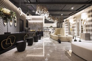 Lobby sitting area - Amazon Mykonos Resort & Spa (Mykonos)