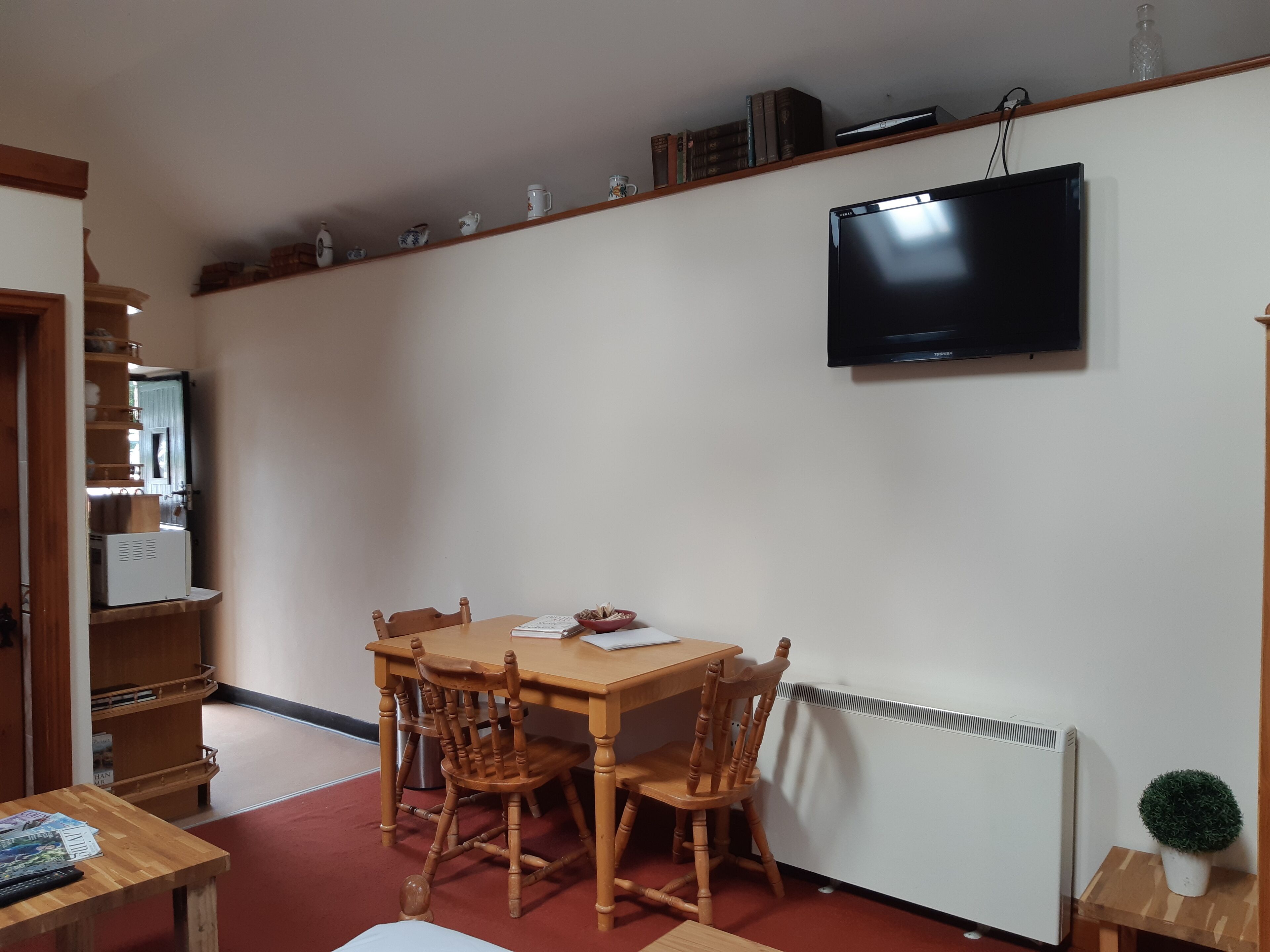 Cottage | Interior