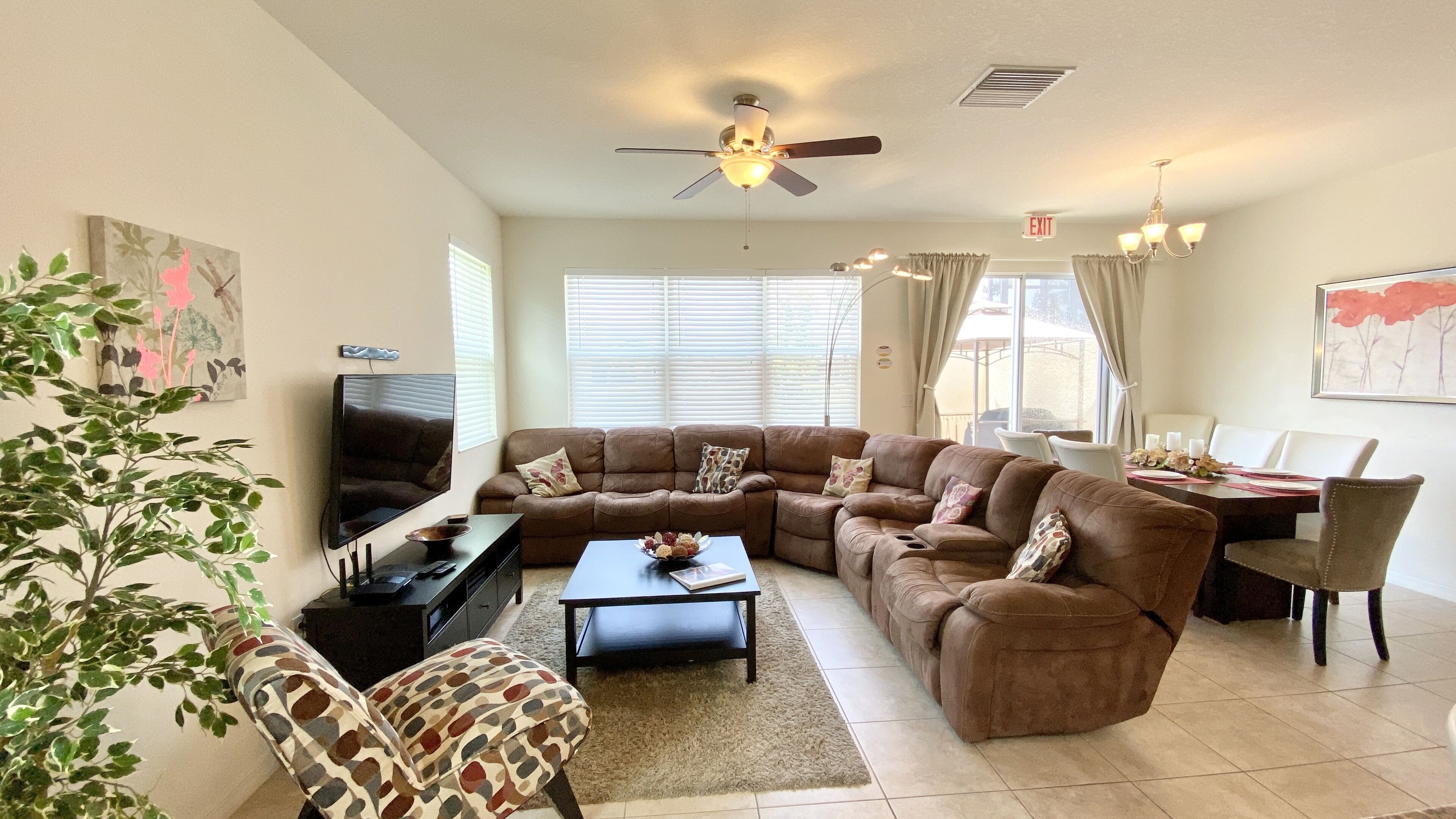 Cozy Home with Game Room Perfect for Families