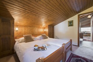 2 habitaciones, escritorio, wifi gratis y ropa de cama 
