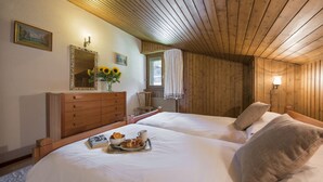 2 Schlafzimmer, Schreibtisch, kostenloses WLAN, Bettwäsche
