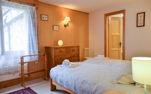 3 Schlafzimmer, Bügeleisen/Bügelbrett, kostenloses WLAN, Bettwäsche