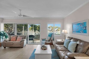 Imagen sin descripción, 4 de 39, botón