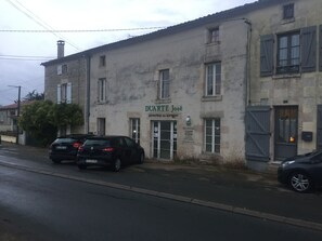 Exterior - Studio Marais Poitevin (Benet)