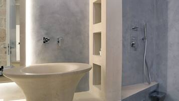 Junior-Zimmer | Badezimmer | Dusche, Haartrockner, Bademäntel, Bidet