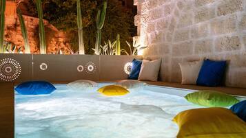 Idromassaggio all'aperto