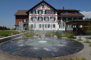 Exterior - Holiday flat Sunnebad Sternenberg (Sternenberg)