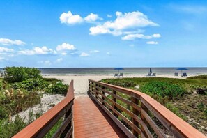 Condo (A7 1BED/1BATH) | Exterior
