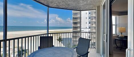 Condo (3 Bedrooms) | Outdoor dining