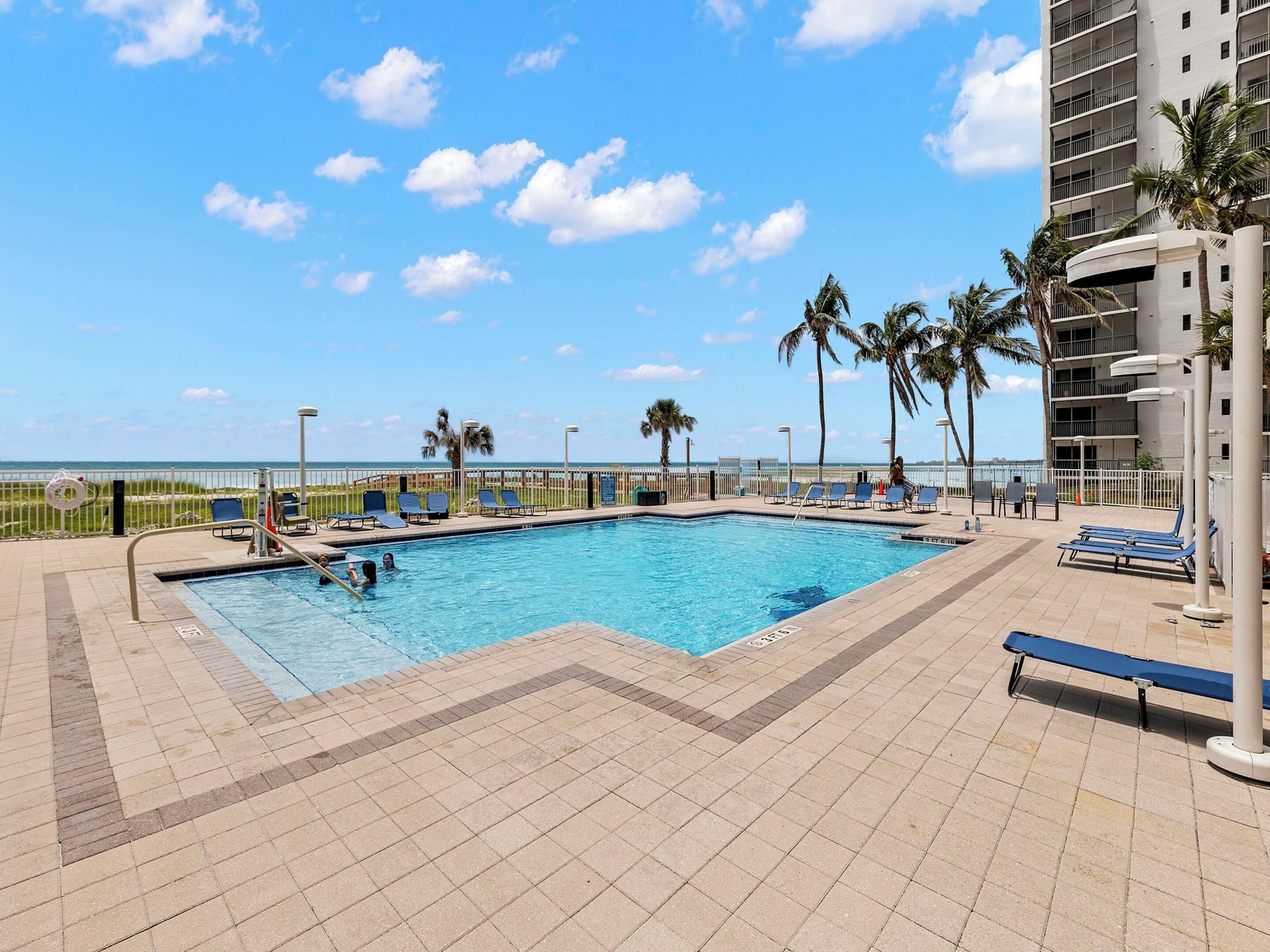 Condo (3 Bedrooms) | Comodidades da propriedade