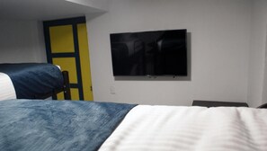 In-room safe, free WiFi, bed sheets