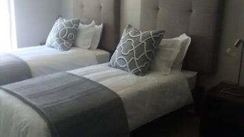 2 bedrooms, blackout curtains, iron/ironing board, free WiFi