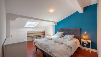 2 habitaciones, tabla de planchar con plancha, wifi y ropa de cama