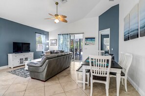 Smart TV, books, stereo - 4 Bedroom, 2 Bath Home with Large Private Pool - Bike or Walk to the Beach!   (Naples)