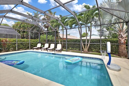 4 Bedroom, 2 Bath Home with Large Private Pool - Bike or Walk to the Beach!  