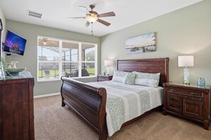 5 bedrooms, iron/ironing board, WiFi, bed sheets