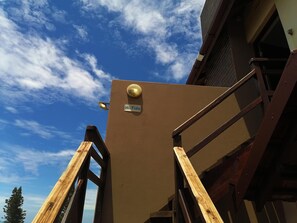 Fachada de la propiedad