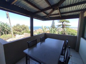 Comfort Apartment, 2 Bedrooms, Partial Sea View, Garden Area | Terrace/patio - All the Tides - Lo Tide (Margate)