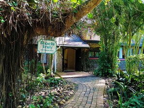 Garden - Rock Inn (Margate)