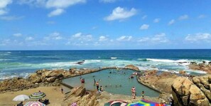 Apartamento, 3 habitaciones | Vistas al mar