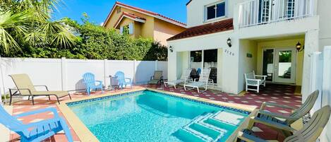 Outdoor pool, a heated pool