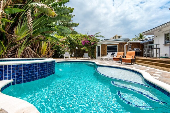 Outdoor pool, a heated pool